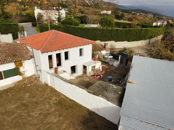 Δεκέμβριος 2023: η ολοκληρωμένη κατοικία από ψηλά